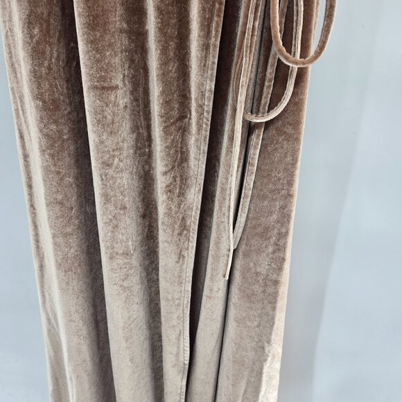 Baltic Born Light Brown Katelyn Taupe Velvet V-Neck Maxi Wrap Dress Large - Picture 3 of 11